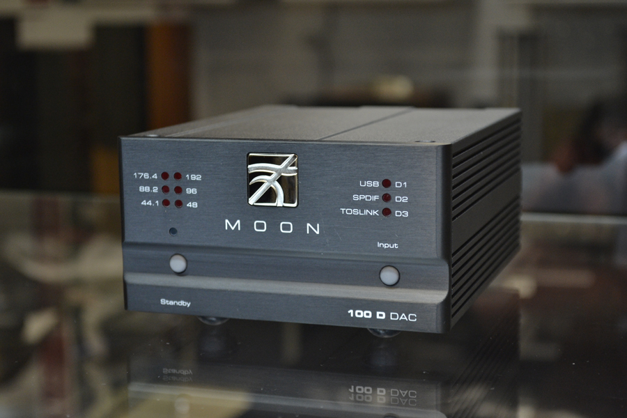 Moon 100 D DAC Moon 100 D DAC