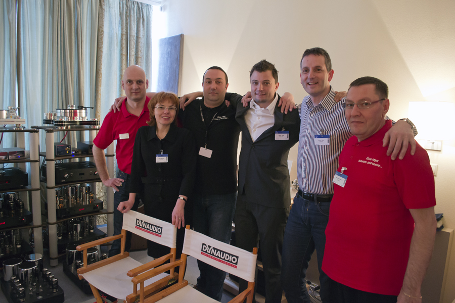 Экспозиция AVComfort на выставке Hi-Fi & High End SHOW 2013 Экспозиция AVComfort на выставке Hi-Fi & High End SHOW 2013