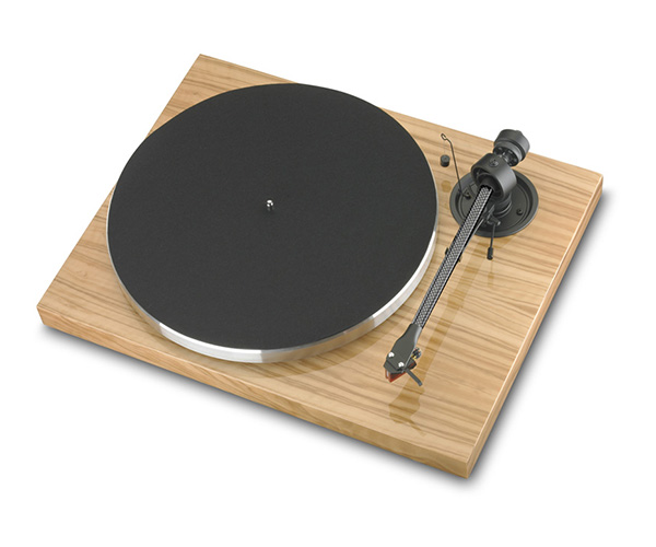 PRO-JECT 1-Xpression III Classic Olive (2M-Red) PRO-JECT 1-Xpression III Classic Olive (2M-Red)