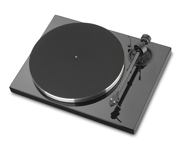 PRO-JECT 1-Xpression III Classic Piano SuperPuck (Pick it MC-1) PRO-JECT 1-Xpression III Classic Piano SuperPuck (Pick it MC-1)