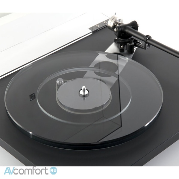 Rega Planar 6 (Ania) Matt Black Rega Planar 6 (Ania) Matt Black