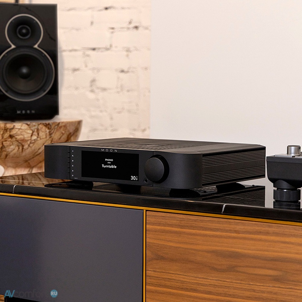 Moon by Simaudio Compass 341 Silver Moon by Simaudio Compass 341 Silver