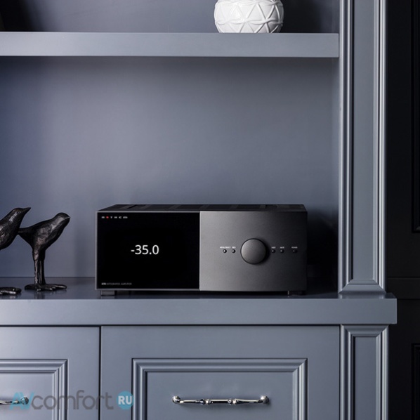 Anthem STR Integrated Amplifier Black Anthem STR Integrated Amplifier Black