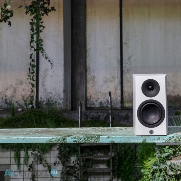 System Audio Legend 5.2 Silverback Satin White System Audio Legend 5.2 Silverback Satin White