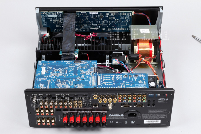 АV-ресивер Arcam FMJ AVR360 АV-ресивер Arcam FMJ AVR360