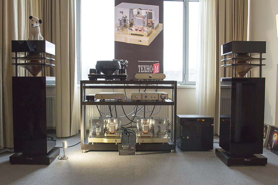 Фотообзор выставки Hi-Fi & High End Show 2015 глазами AVComfort Фотообзор выставки Hi-Fi & High End Show 2015 глазами AVComfort