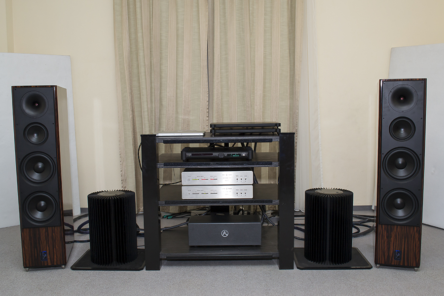Фотообзор выставки Hi-Fi & High End Show 2015 глазами AVComfort Фотообзор выставки Hi-Fi & High End Show 2015 глазами AVComfort