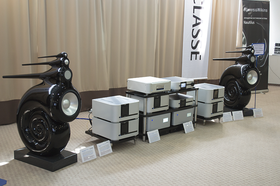 Фотообзор выставки Hi-Fi & High End Show 2015 глазами AVComfort Фотообзор выставки Hi-Fi & High End Show 2015 глазами AVComfort