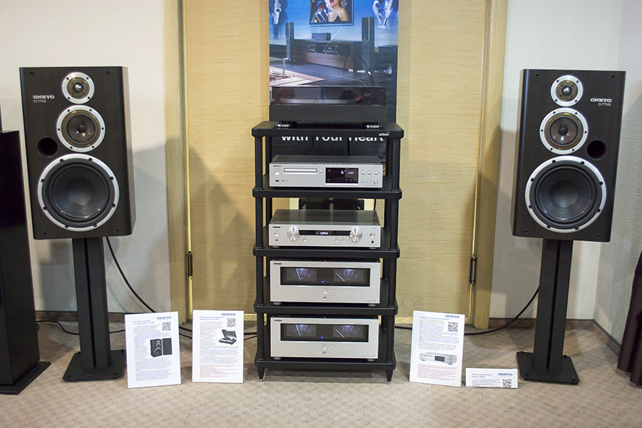 Фотообзор выставки Hi-Fi & High End Show 2015 глазами AVComfort Фотообзор выставки Hi-Fi & High End Show 2015 глазами AVComfort