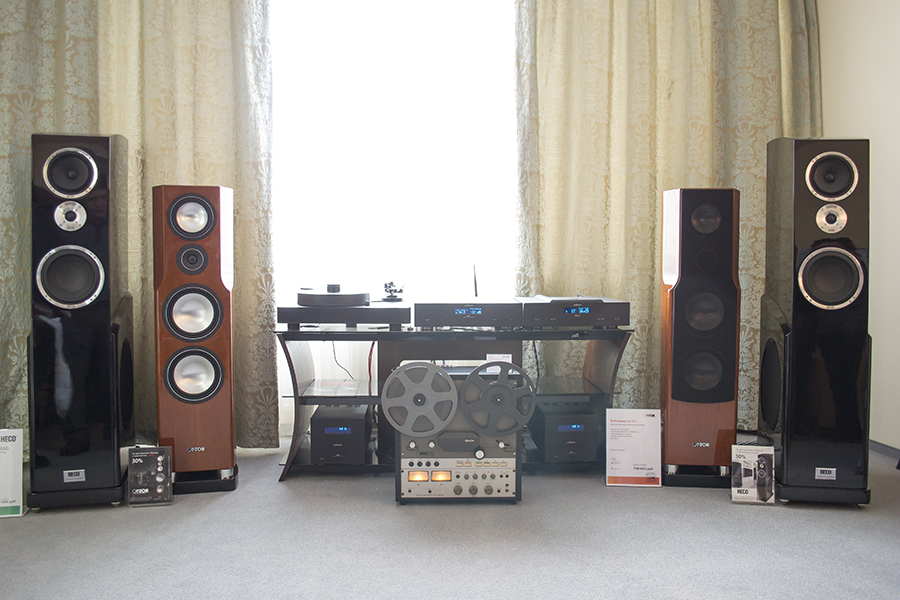 Фотообзор выставки Hi-Fi & High End Show 2015 глазами AVComfort Фотообзор выставки Hi-Fi & High End Show 2015 глазами AVComfort