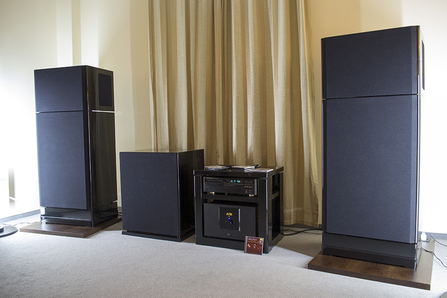 Фотообзор выставки Hi-Fi & High End Show 2015 глазами AVComfort Фотообзор выставки Hi-Fi & High End Show 2015 глазами AVComfort