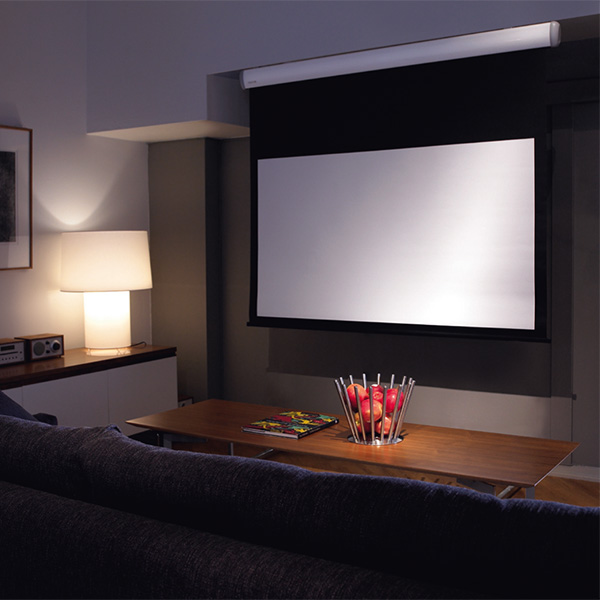 Прекционные экраны в AVComfort