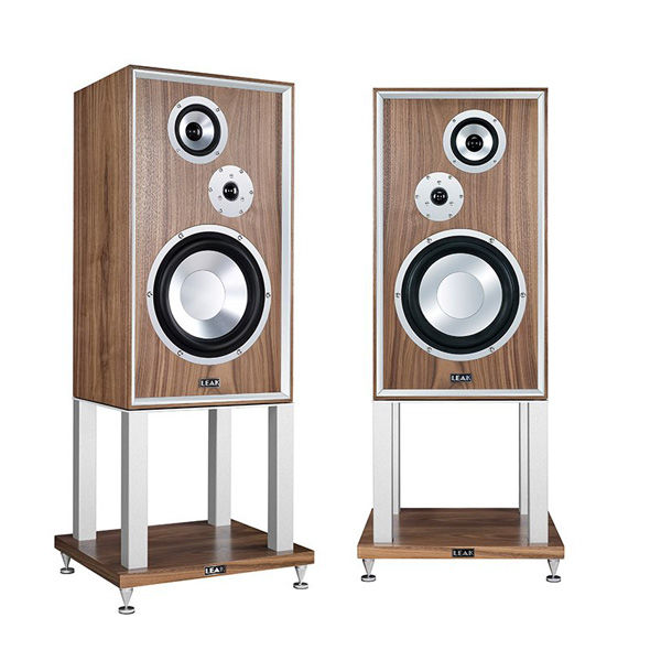 LEAK Sandwich 250 With Stand Walnut LEAK Sandwich 250 With Stand Walnut