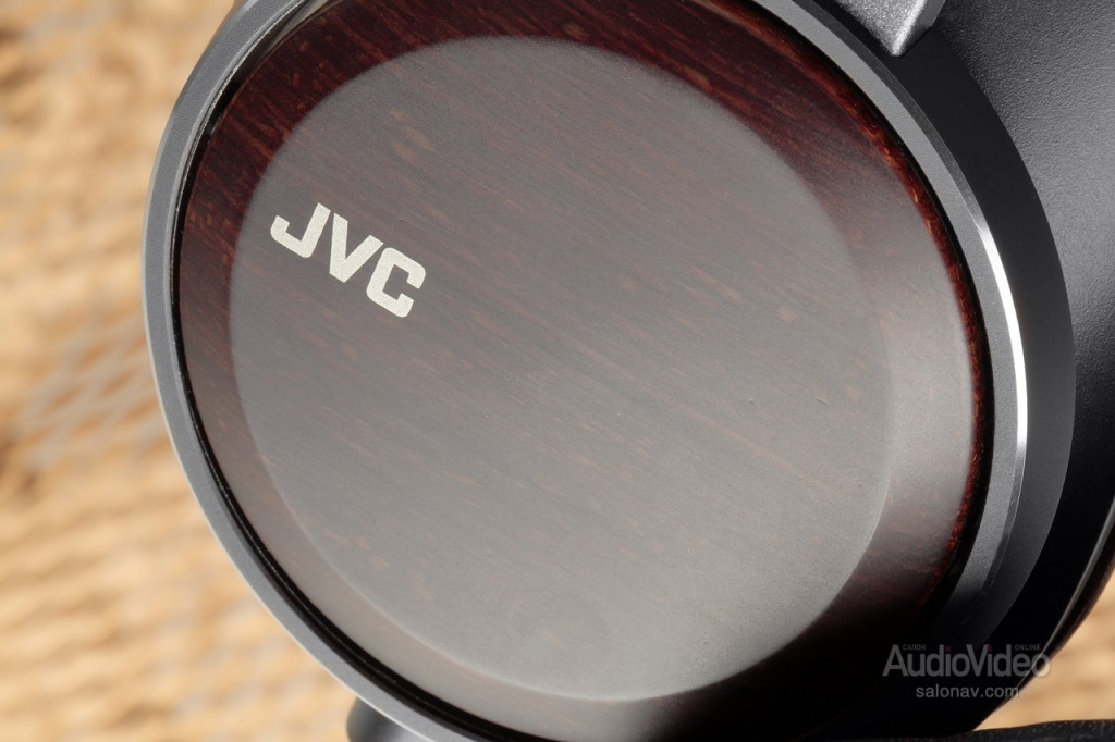 JVC_HA-SW01_07.jpg