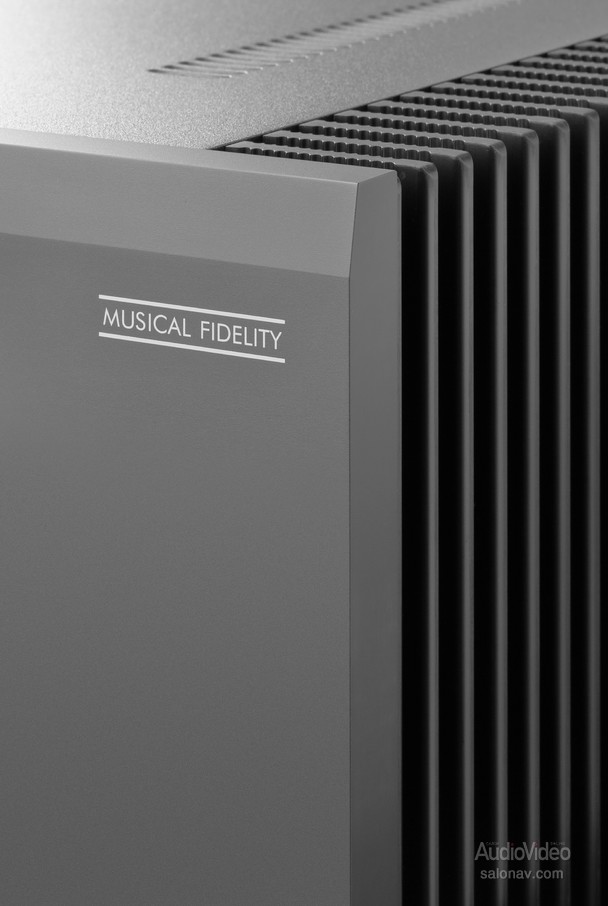 Musical_Fidelity_M8xi_08.jpg